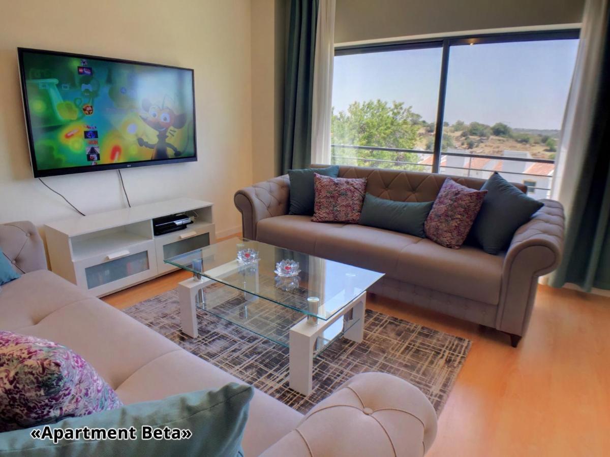 Apartment Beta - 2 Bedrooms, Private Rooftop Patio With Hot Tub, Bbq And View Ferragudo  Kültér fotó
