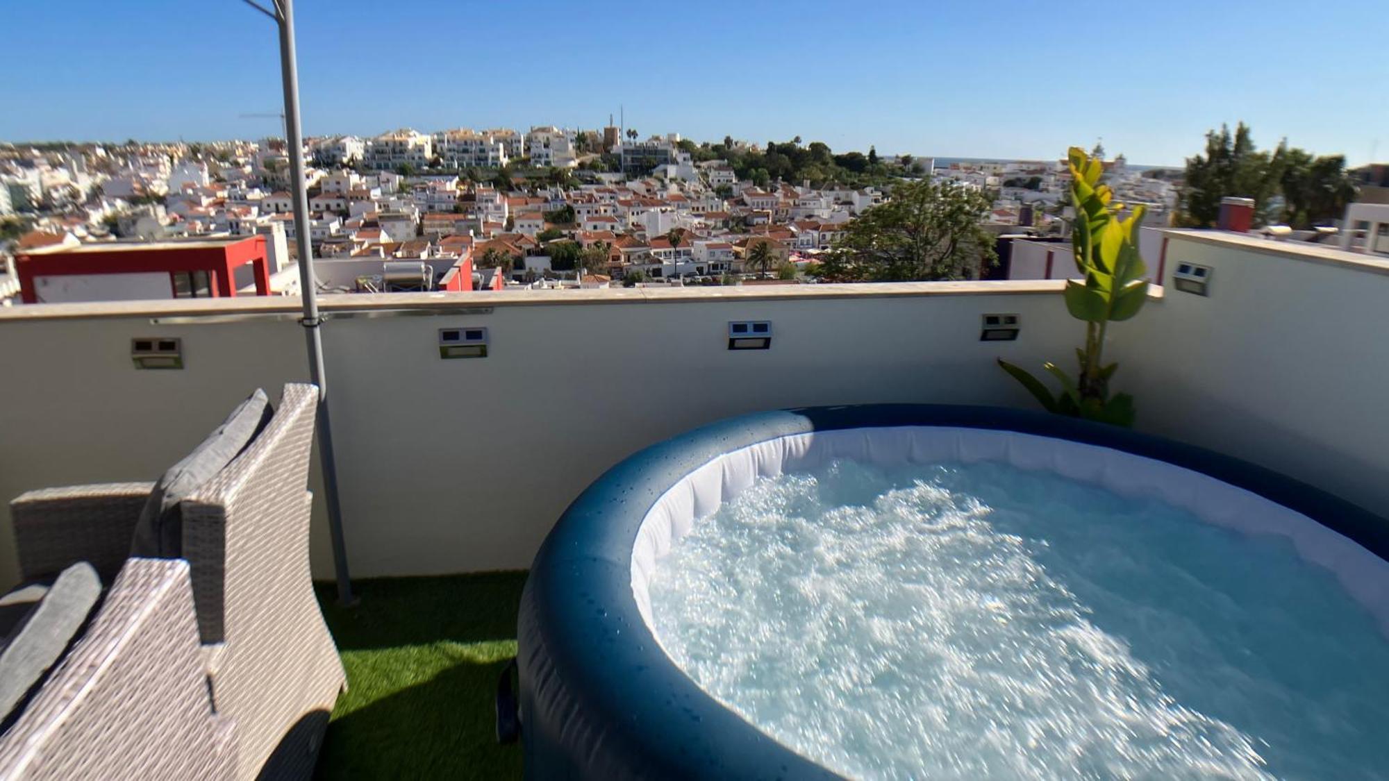 Apartment Beta - 2 Bedrooms, Private Rooftop Patio With Hot Tub, Bbq And View Ferragudo  Kültér fotó