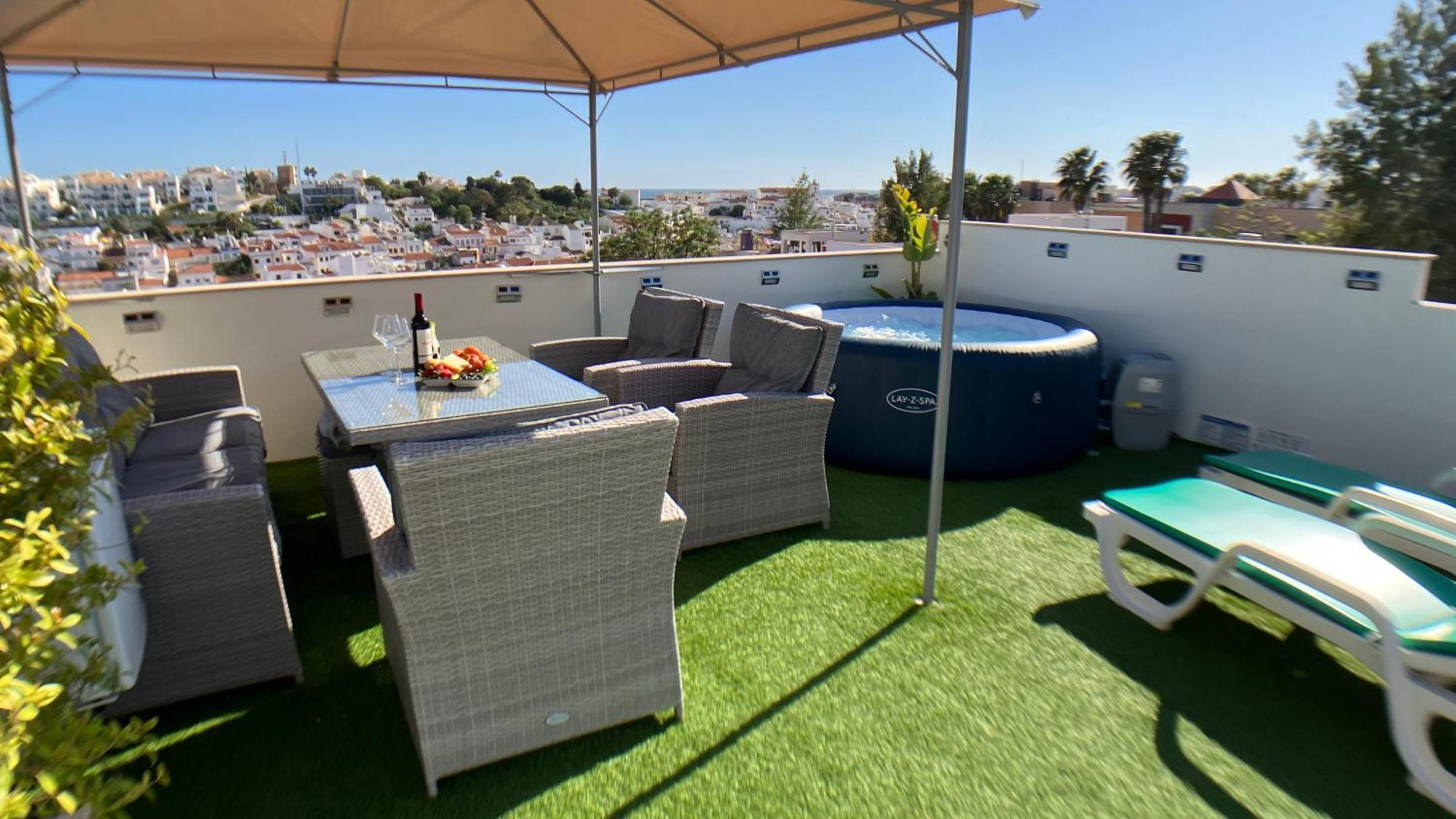 Apartment Beta - 2 Bedrooms, Private Rooftop Patio With Hot Tub, Bbq And View Ferragudo  Kültér fotó